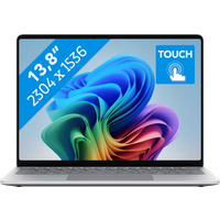 Microsoft Surface Laptop 8th Gen 13 - M10 / 16GB / 512GB Platinum QWERTY
